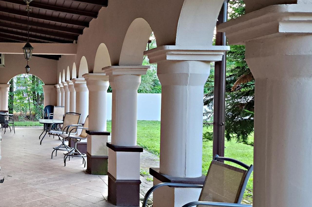 The Luxo Wine Museum Hotel Kaba Exterior photo